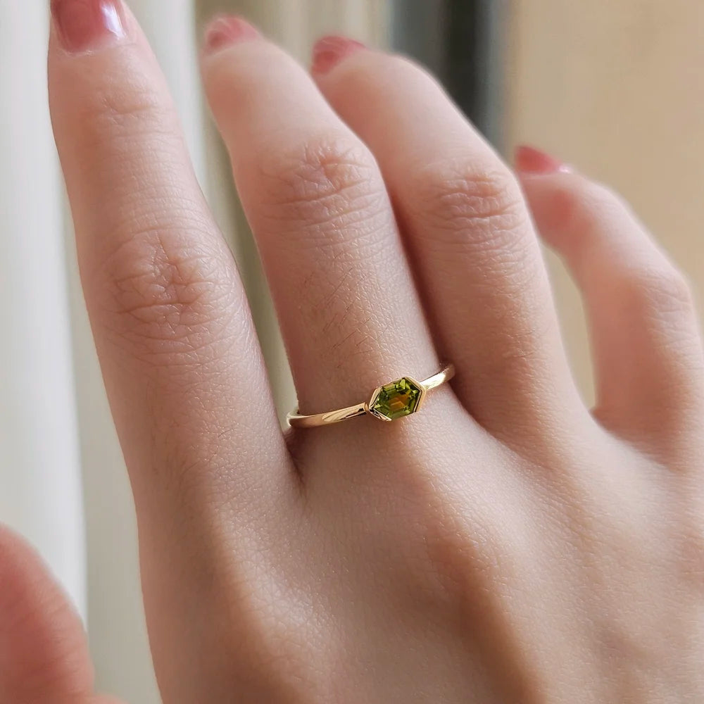 14K Hexagon Peridot Ring