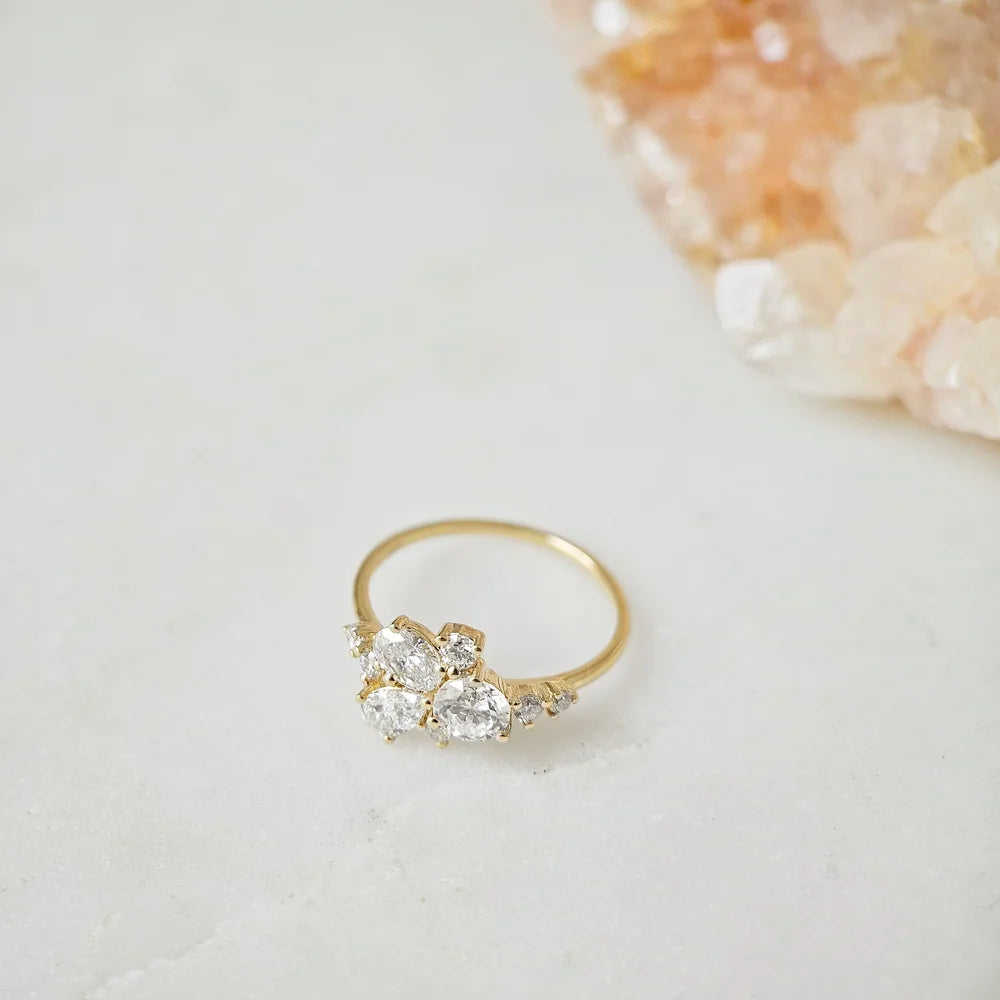 18K Aviva Lab-grown Diamond Ring