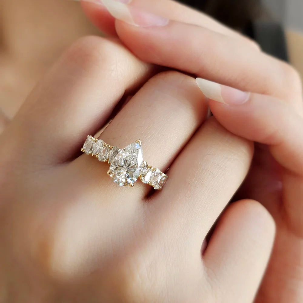 18K Maeve Lab-grown Diamond Ring