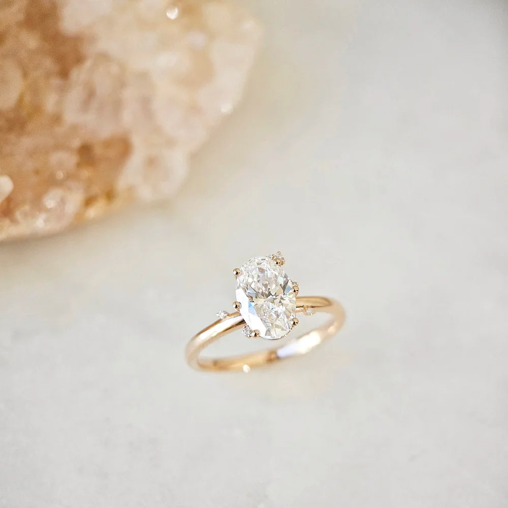 18K Dainty Minimal Lab-grown Diamond Ring