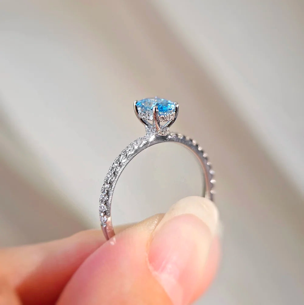 18K Astrid Blue Lab-grown Diamond Ring