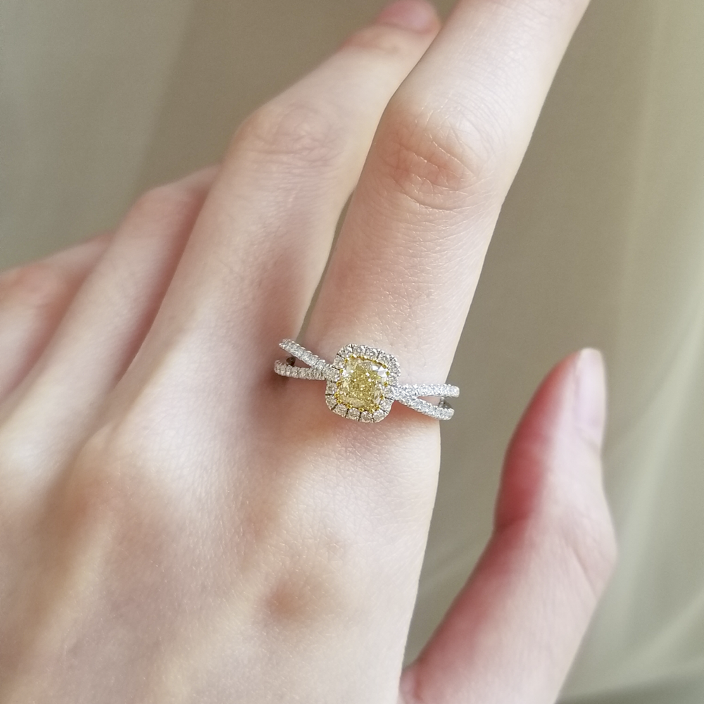 Yellow Diamond Ring with Split Band in 18K White Gold 0.74ct