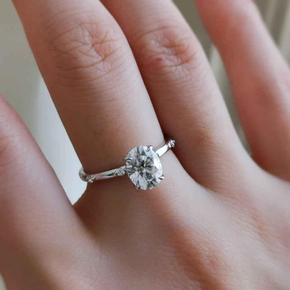 18K Luna Moissanite Ring