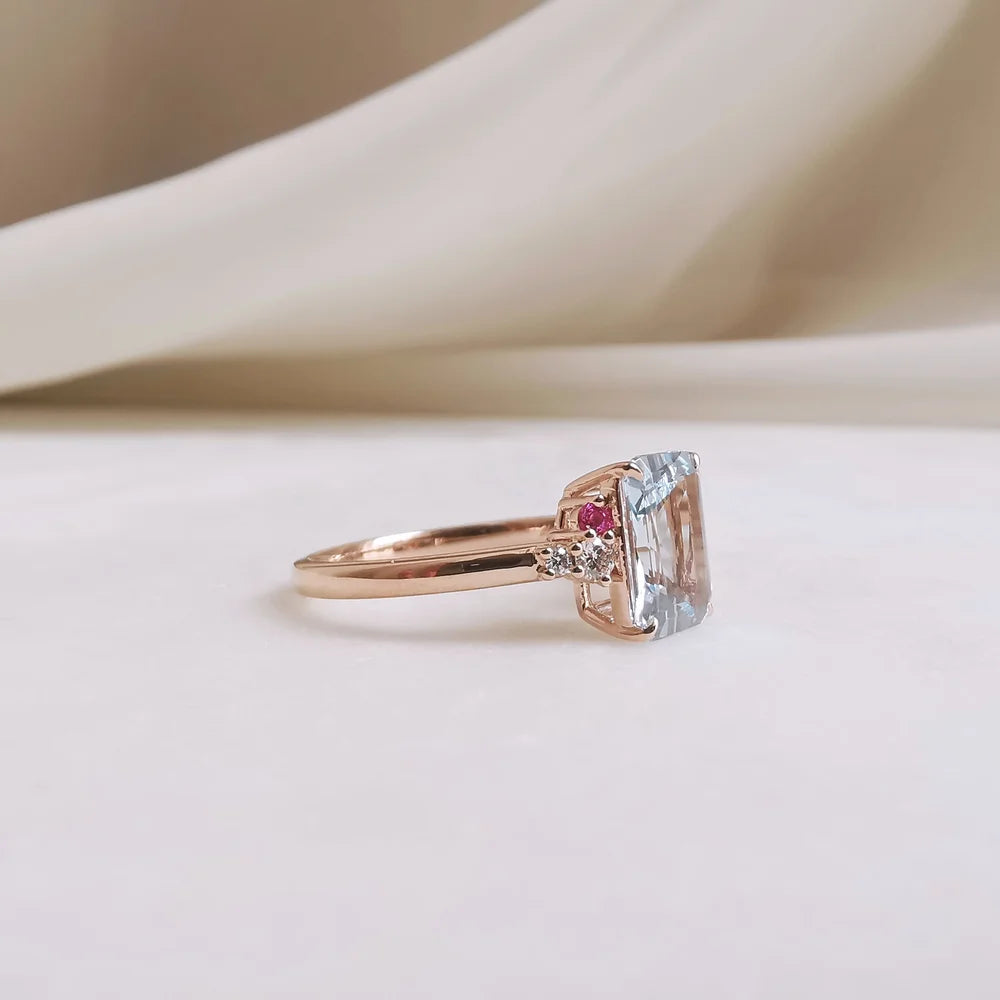 18K Cielo Aquamarine Ring