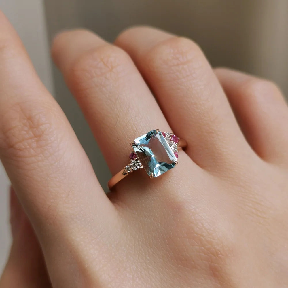 18K Cielo Aquamarine Ring