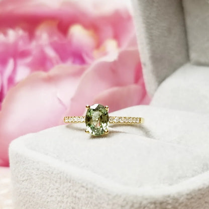 18K Cielo Green Sapphire Ring