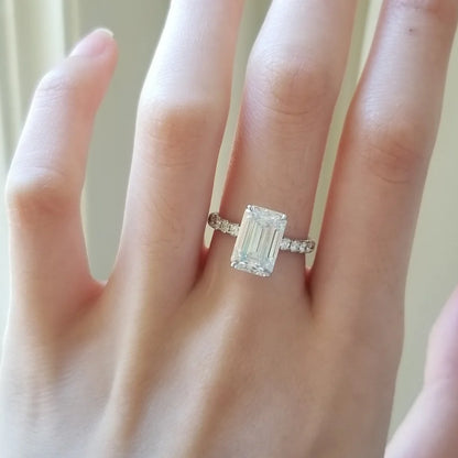 18K Fable Emerald Moissanite Ring