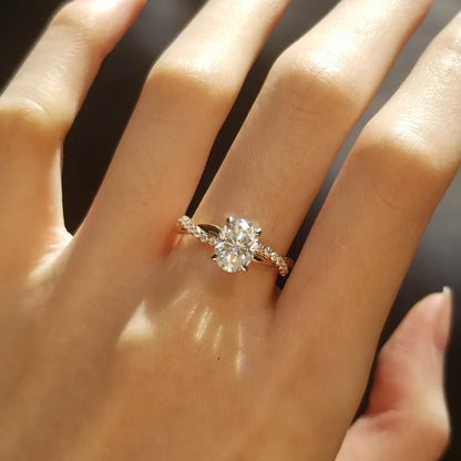 18K Crossover Oval Moissanite Ring