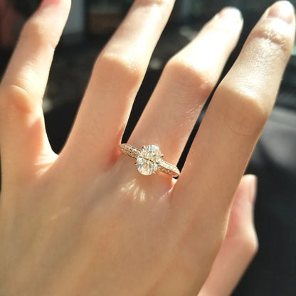 18K Apostle Oval Moissanite Ring