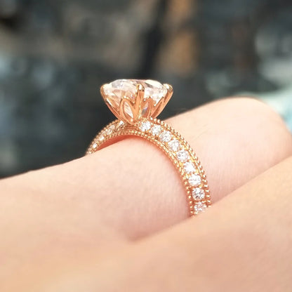 18K Apostle Oval Moissanite Ring