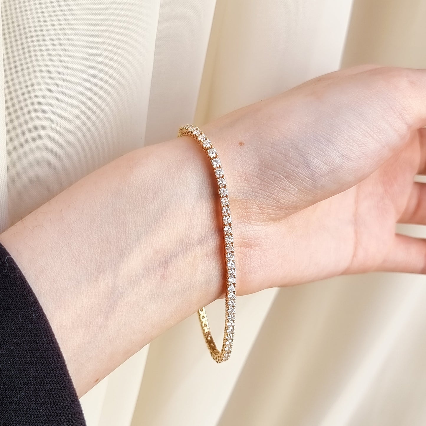 Diamond Bracelet in 18K Gold - (Custom Made ONLY - 4 to 6 Weeks)