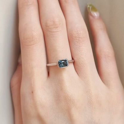 18K Elijah Teal Sapphire Ring