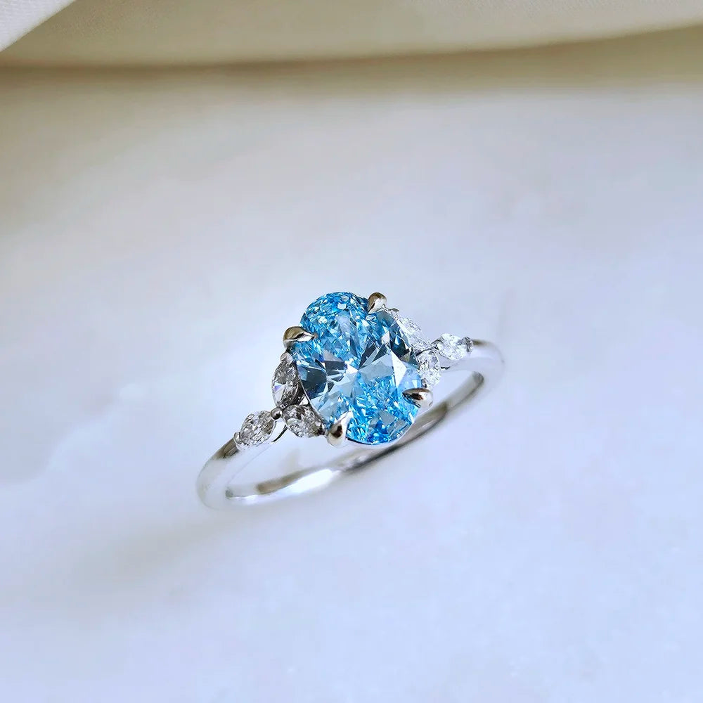 18K The Shirley Ring with Blue Lab-grown Diamond