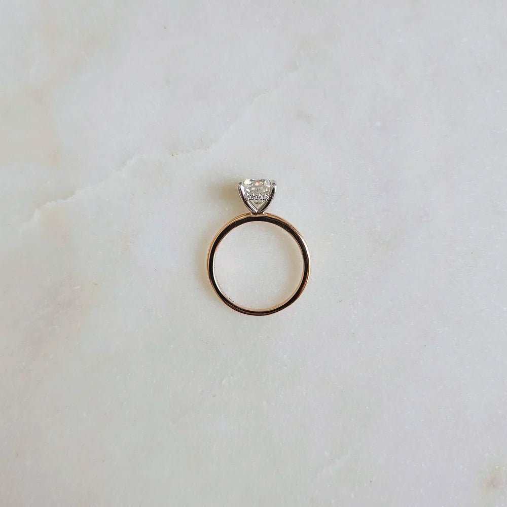 18K Naya Moissanite Ring