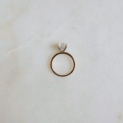 18K Naya Moissanite Ring