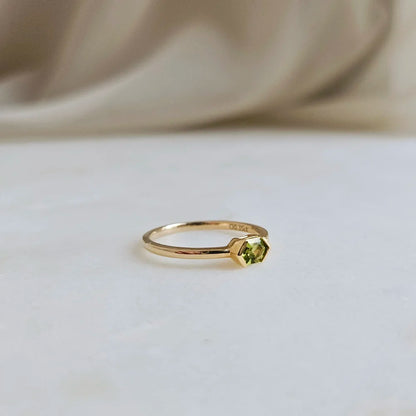 14K Hexagon Peridot Ring