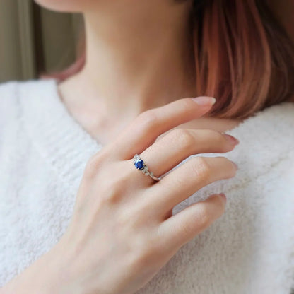 18K Gardenia Blue Sapphire Ring