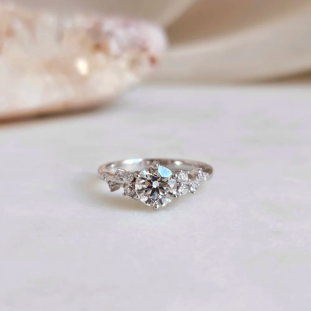 18K The Gardenia Lab Diamond Ring (Low set)