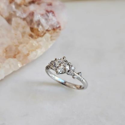 18K The Gardenia Lab Diamond Ring (Low set)