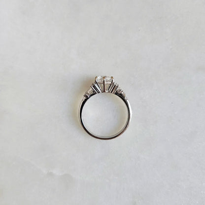 18K The Gardenia Lab Diamond Ring (Low set)