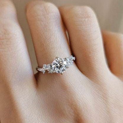 18K The Gardenia Lab Diamond Ring (Low set)