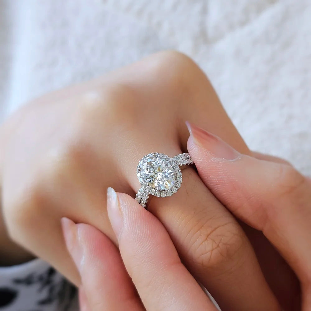 18K Halo Lab-grown Diamond Engagement Ring