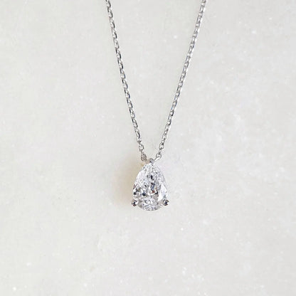 18K Pear Lab-grown Diamond Necklace