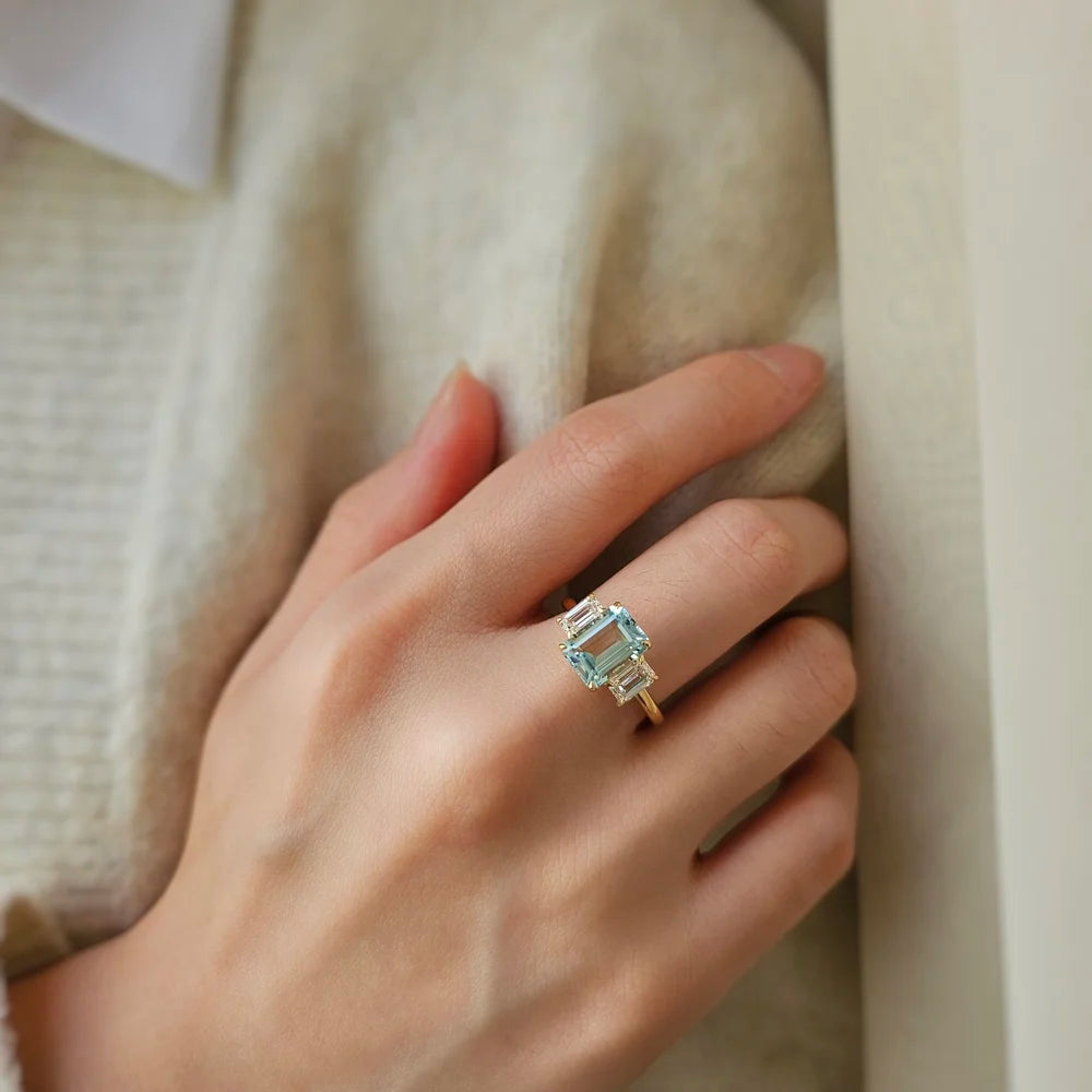 Through-the-Looking-Glass Aquamarine Ring (Lab Diamond Version)