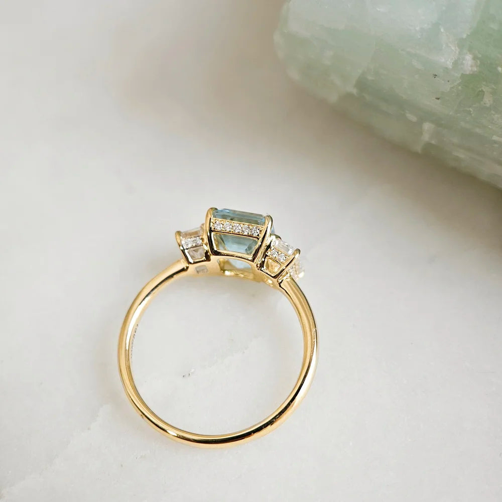 Through-the-Looking-Glass Aquamarine Ring (Lab Diamond Version)