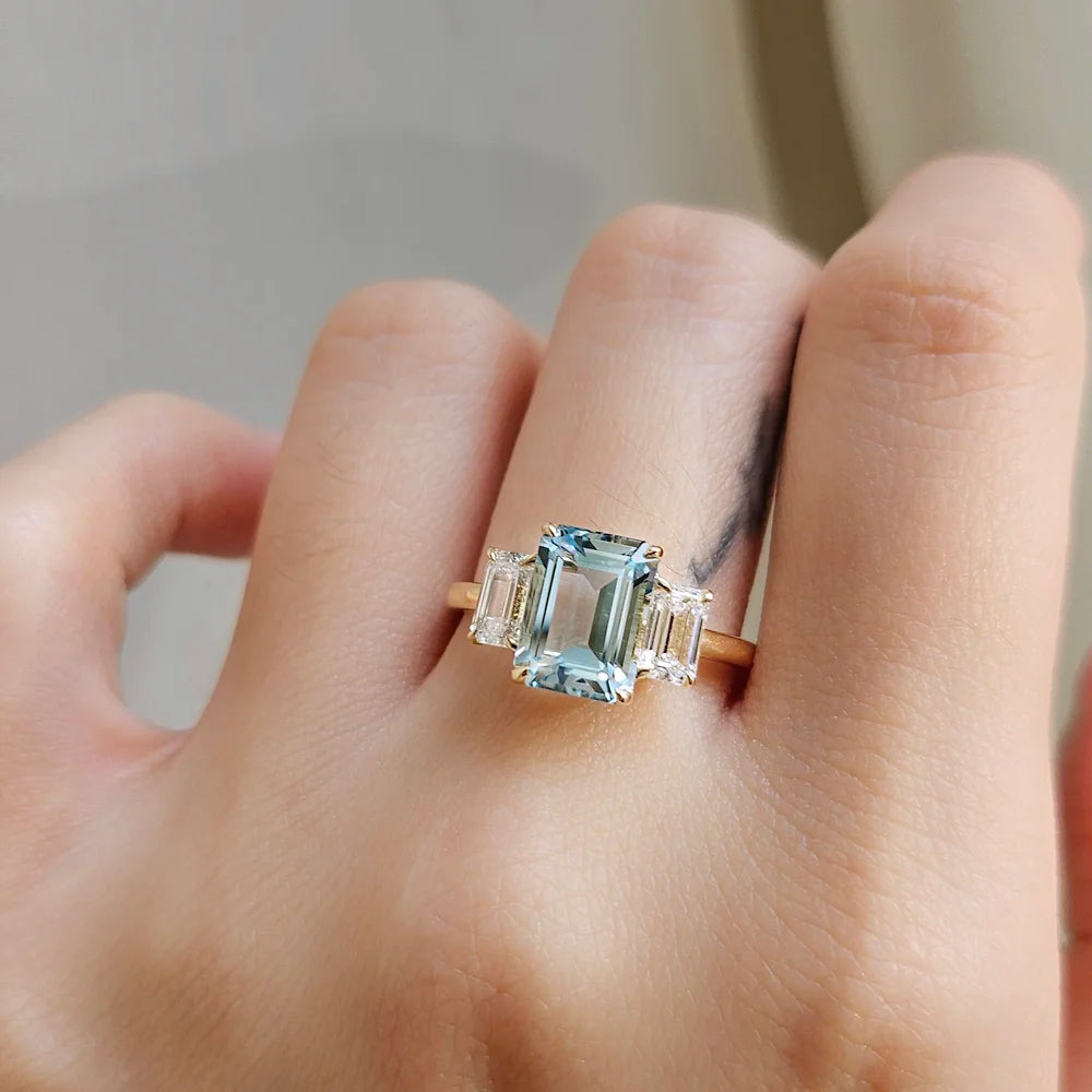 Through-the-Looking-Glass Aquamarine Ring (Lab Diamond Version)