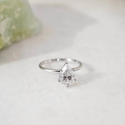 14K "The Raindrop" Moissanite Ring