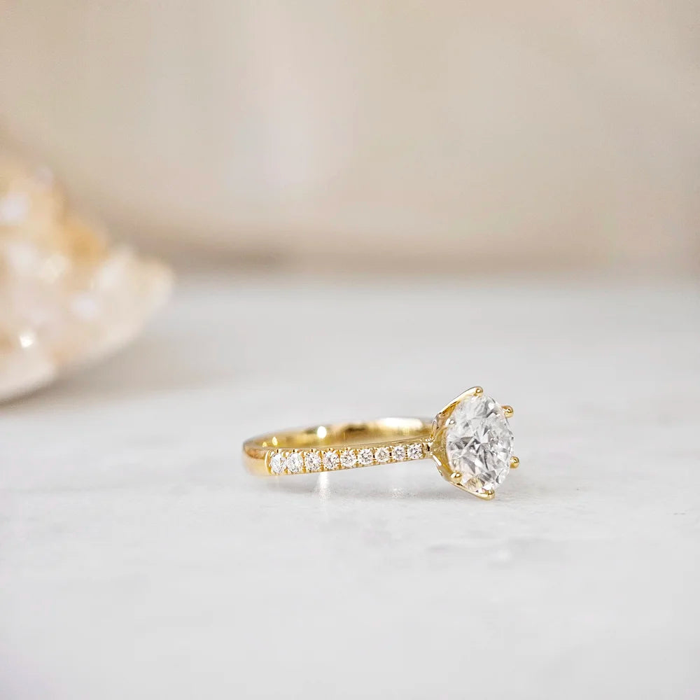 18K Gia Moissanite Ring