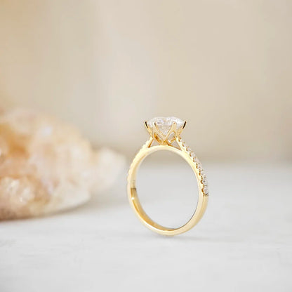 18K Gia Moissanite Ring