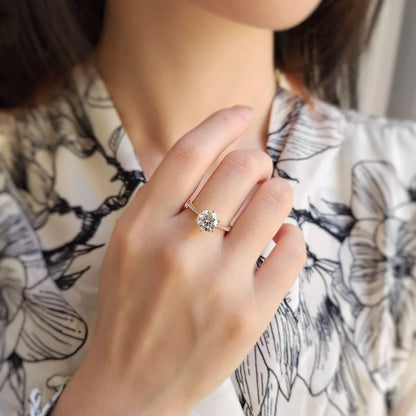 18K Gia Moissanite Ring