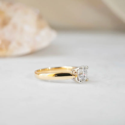 18K Four Claw Tapered Band Moissanite Ring