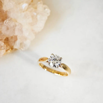 18K Four Claw Tapered Band Moissanite Ring