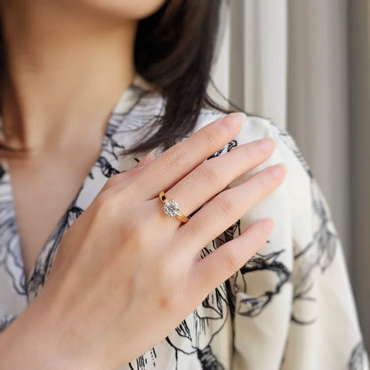 18K Four Claw Tapered Band Moissanite Ring