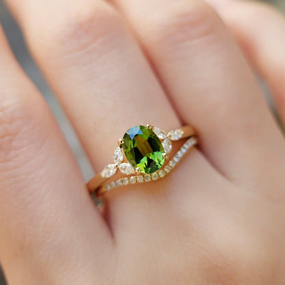 18K Oval Green Sapphire Shirley Ring