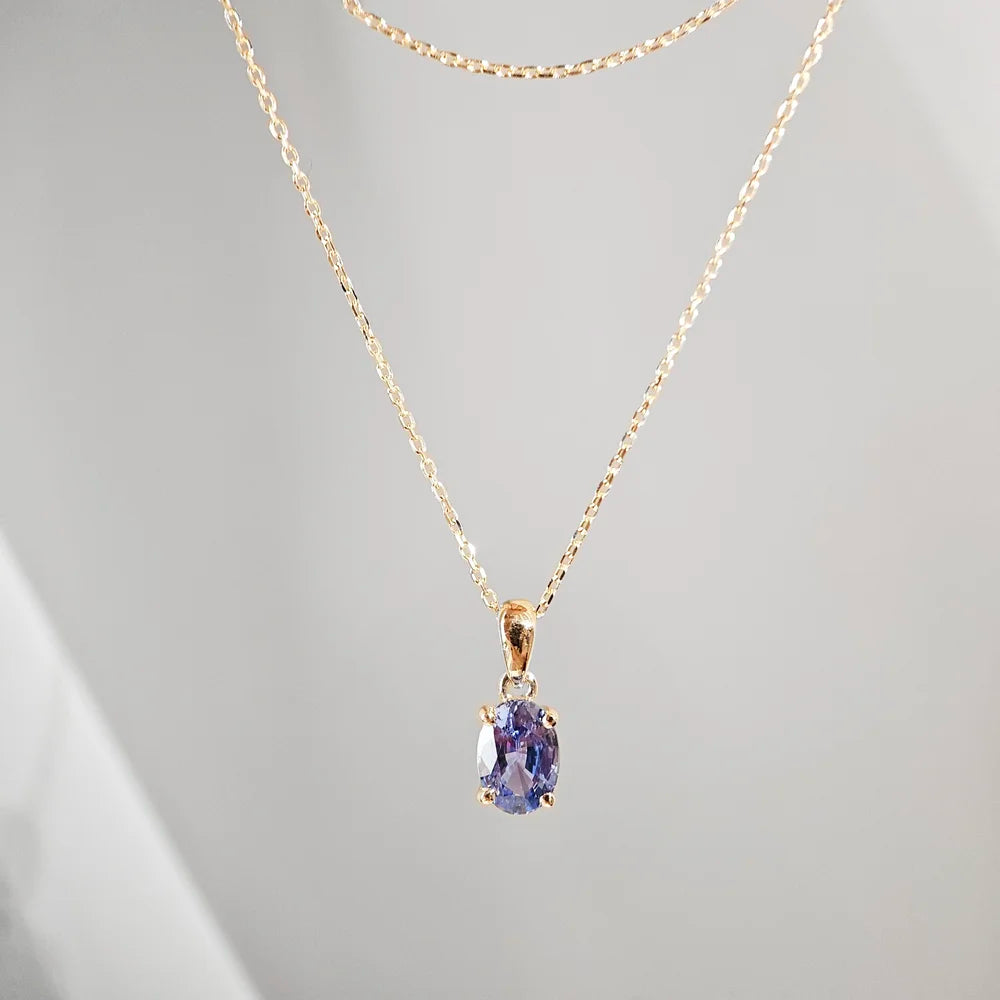 18K Leo Blue Sapphire Pendant