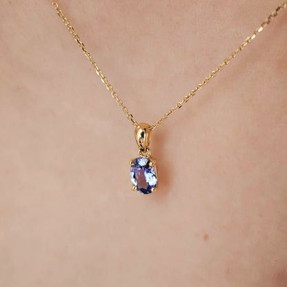 18K Leo Blue Sapphire Pendant