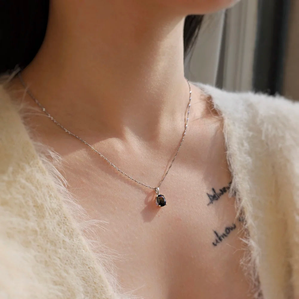 18K Leo Blue Sapphire Pendant