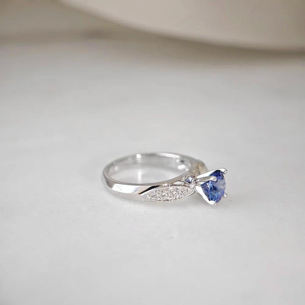 18K Blue Sapphire Leaflet Ring