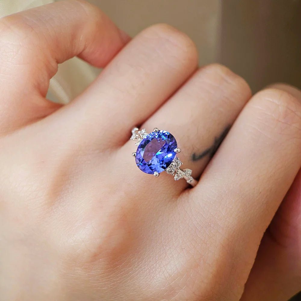 The Gardenia Tanzanite Ring