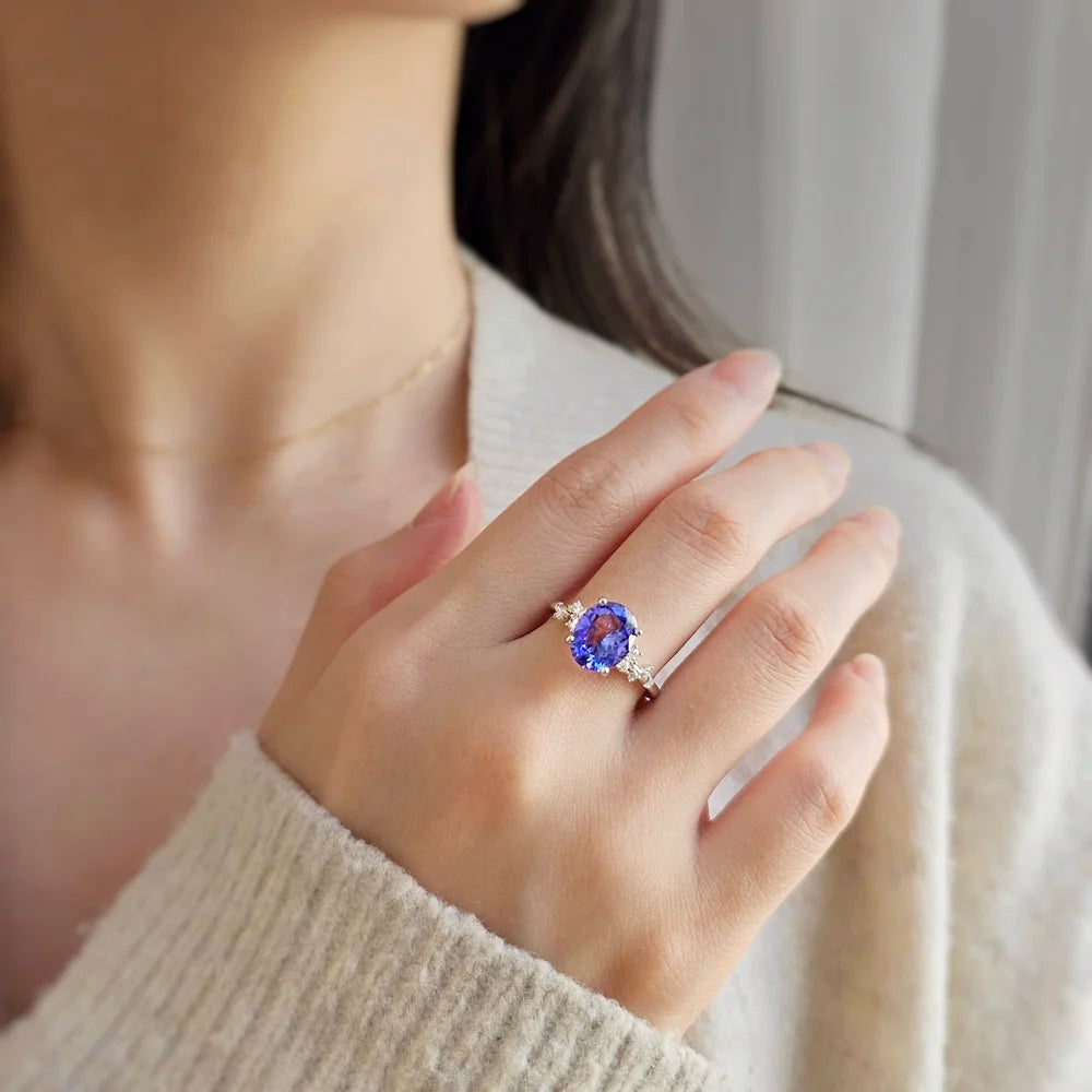 The Gardenia Tanzanite Ring