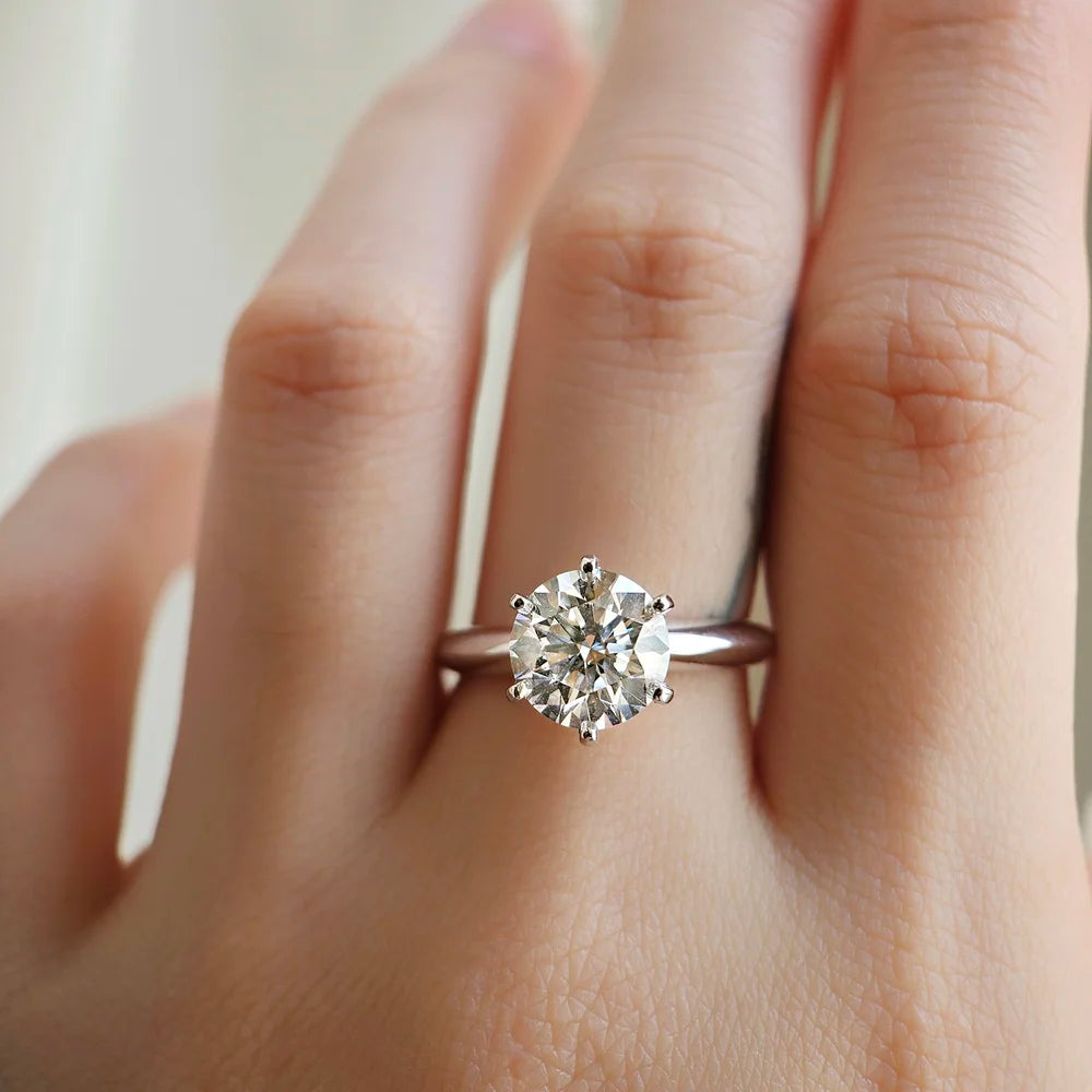 Platinum Knife-edged Lab-grown Diamond Ring