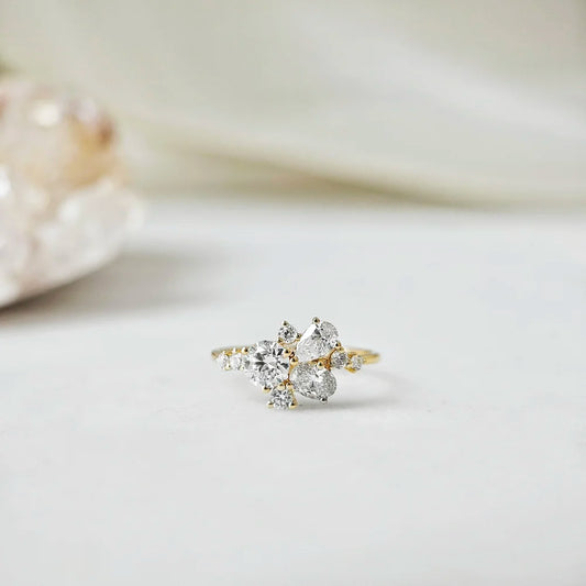 18K Aviva Lab-grown Diamond Ring