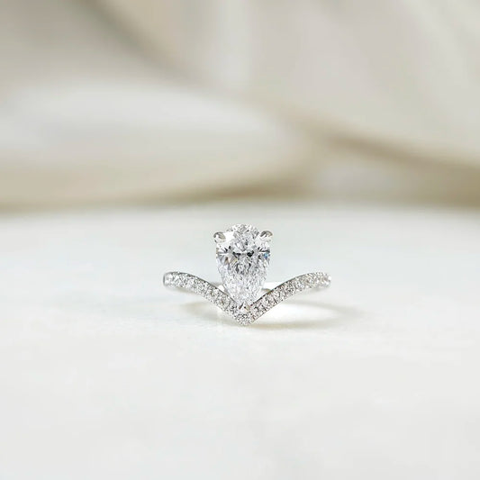 18K Ravee Lab-grown Diamond Ring