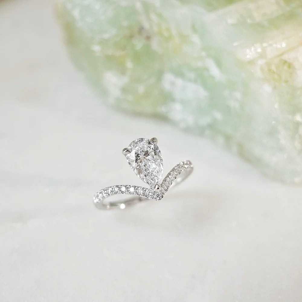 18K Ravee Lab-grown Diamond Ring