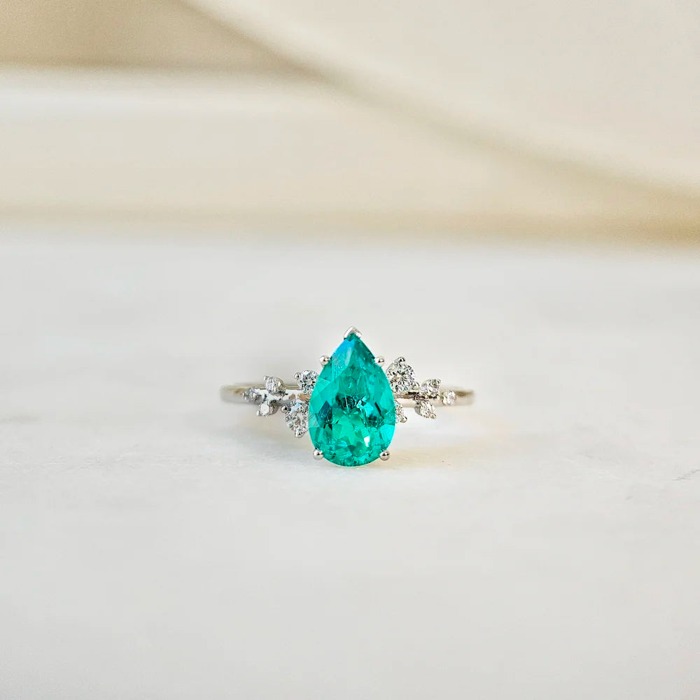 18K Gardenia Pear Lab-grown Emerald Ring