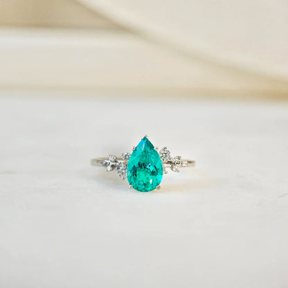 18K Gardenia Pear Lab-grown Emerald Ring